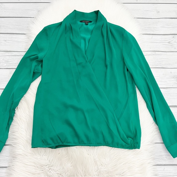 Banana Republic Green Deep V Neck Top Blouse - Picture 1 of 4
